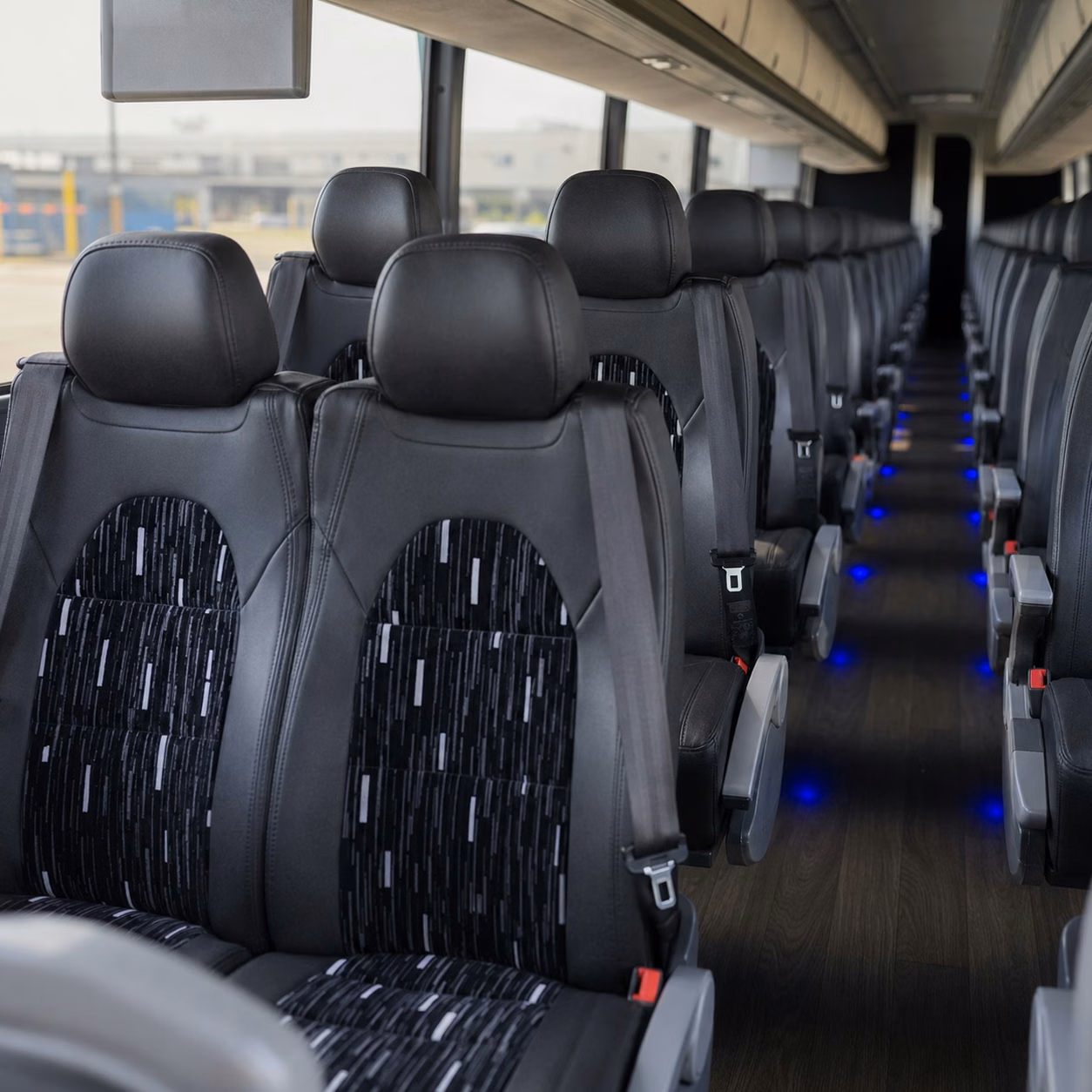 bus type and amenities change charter bus prices in jurupa valley california