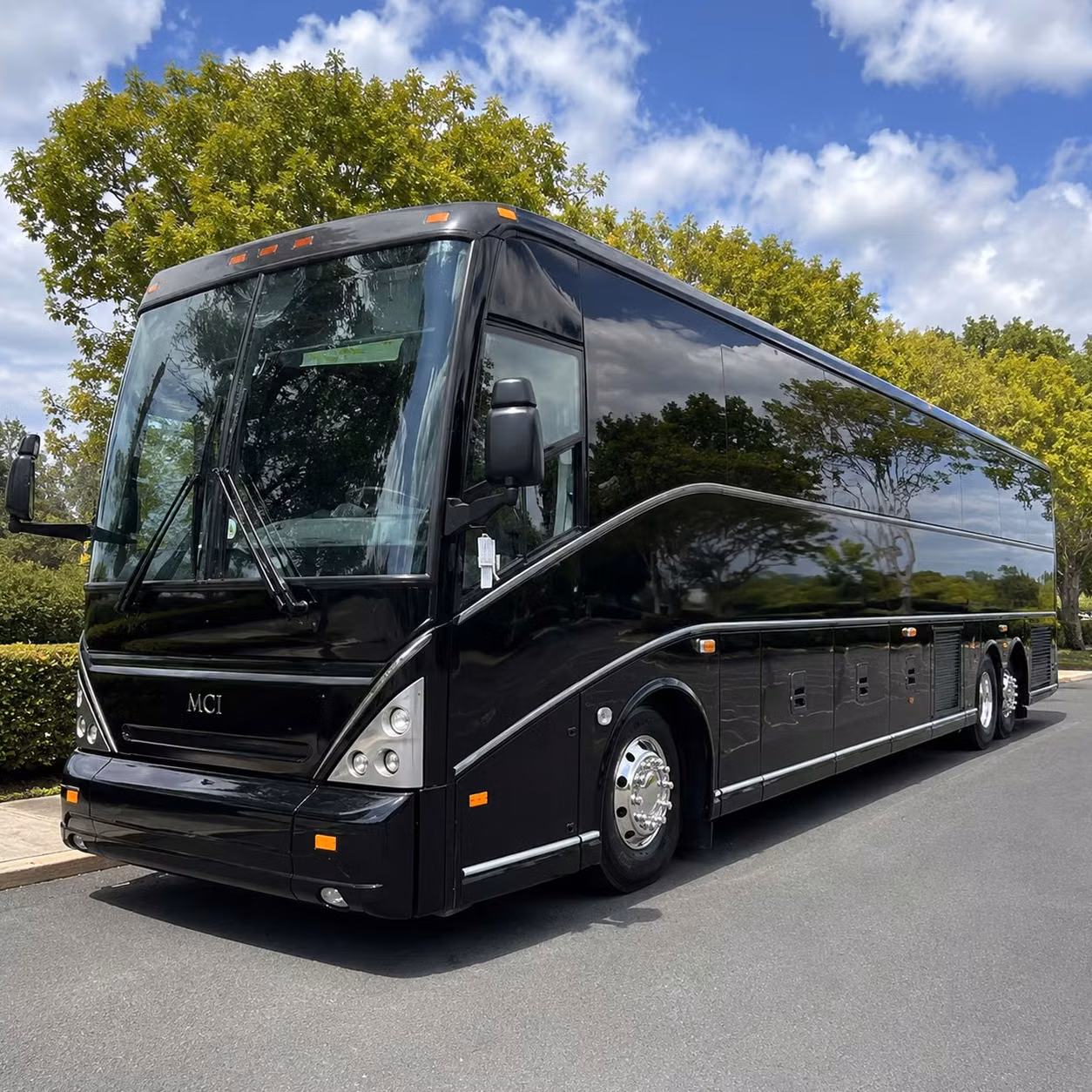 charterbusjurupavalley com is here to make every jurupa valley concert night easier