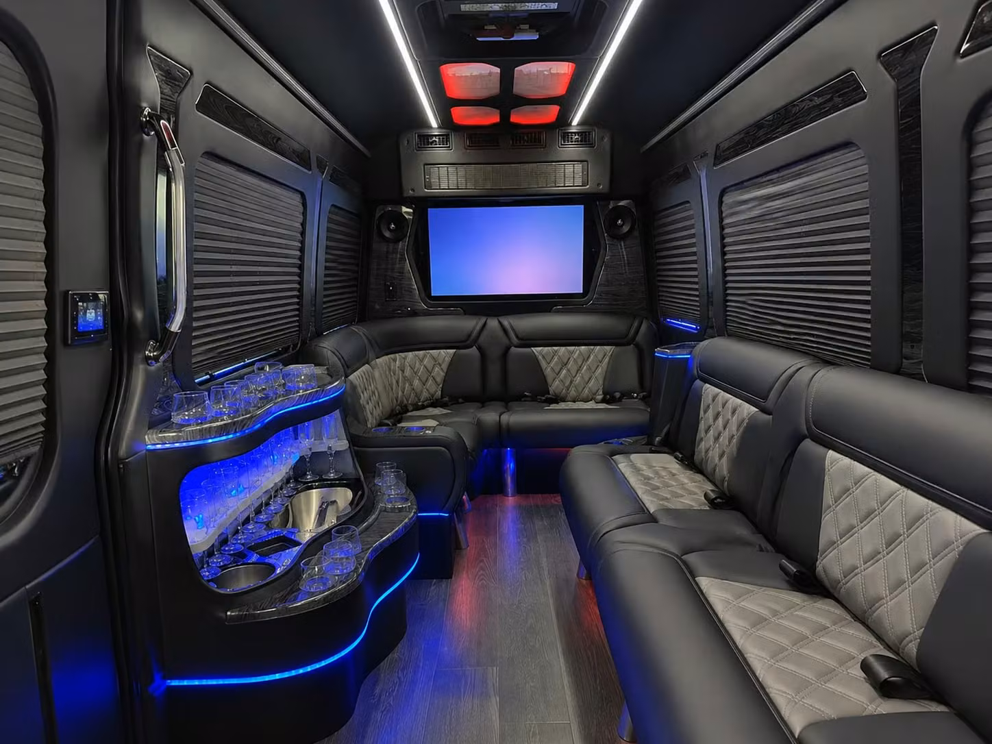 coordinating multi school or district wide field trip transportation in jurupa valley is easy with charterbusjurupavalley com