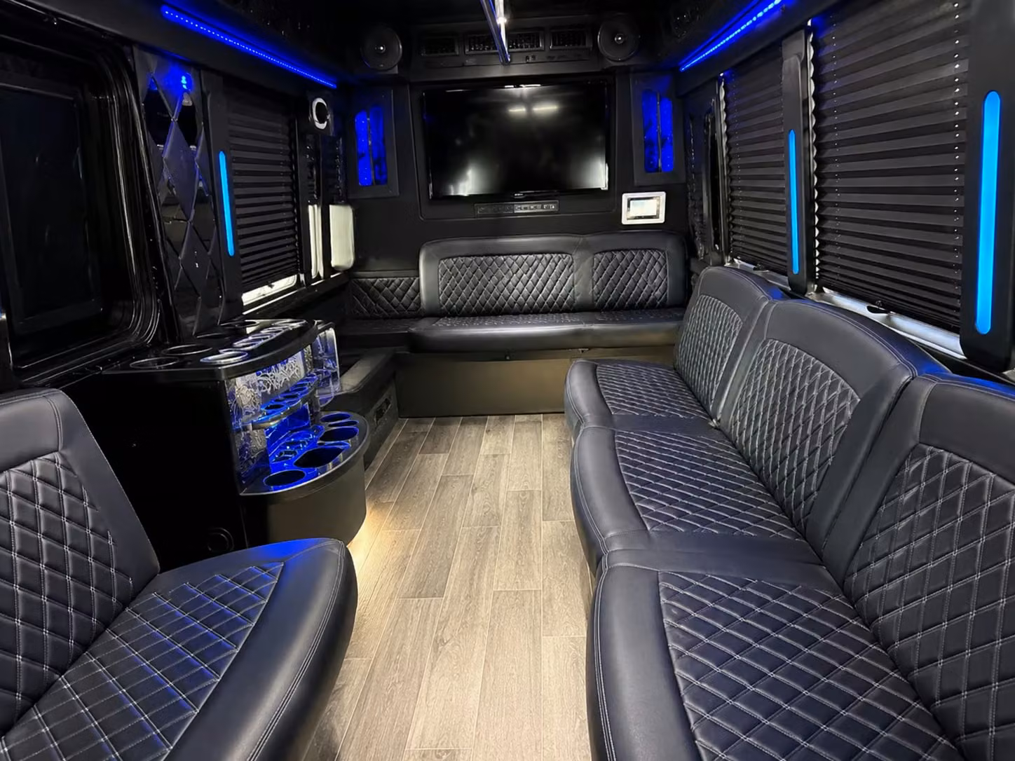party buses for jurupa valley prom night that keep the energy going all night long